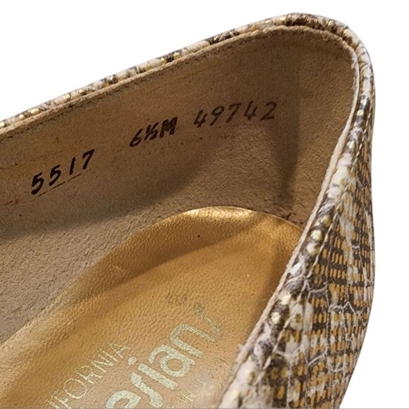 California Magdesians Shoes Women 6.5 Gold Leather Snakeskin Print Slip On Vtg - Picture 9 of 14